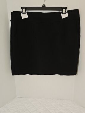 Rachel Zoe Black Mini Pencil Skort